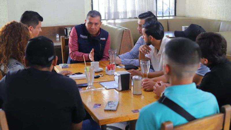 Barragán va por menos trabas para jóvenes emprendedores en Michoacán 