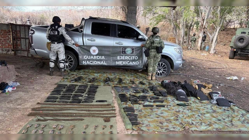 Ataque de comando contra base de seguridad en Tarecuato, Michoacán, causa de mega operativo militar en Chavinda: Comando huyó abandonado lanzagranadas, cartuchos y vehículos  