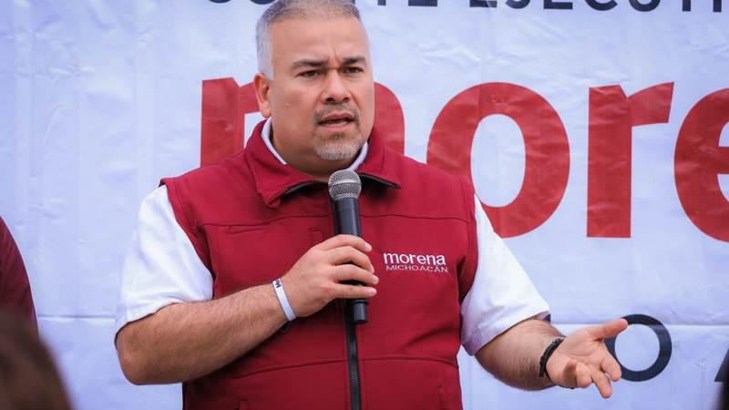 “Cerca de 800 mil estudiantes reciben becas en Michoacán; es una inversión histórica que transforma la vida de las familias”: Jesús Mora 