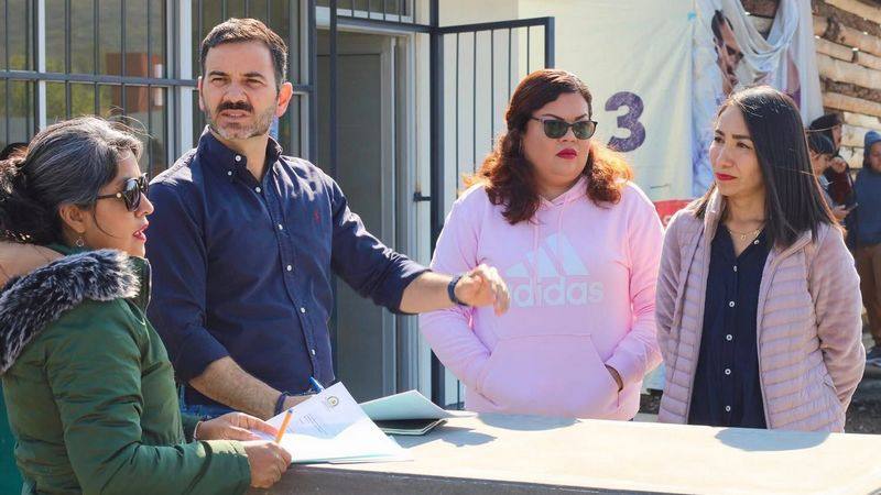 Yankel Benítez Silva se reúne con la comunidad del Telebachillerato en Cotzurio, Tenencia de Chiquimitío 
