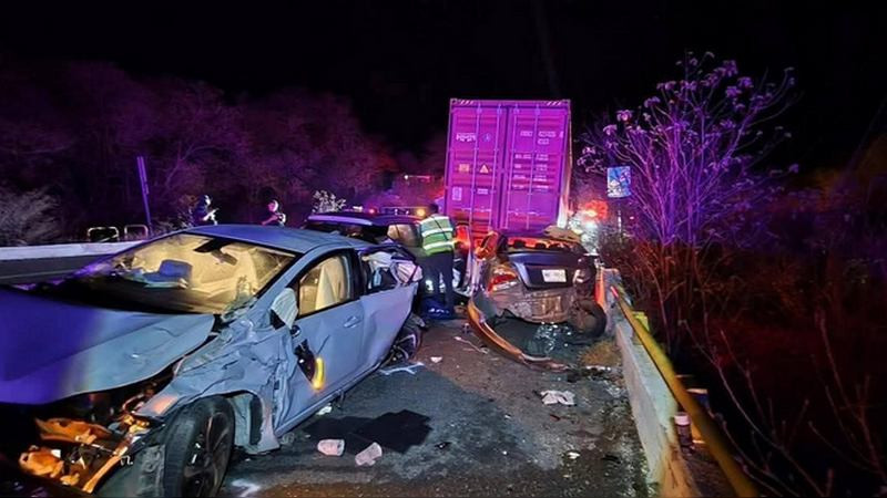 Accidente vehicular en la Siglo XXI, dejó un muerto y siete heridos 