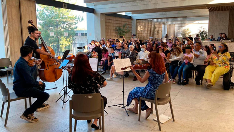  Paola Delgadillo acerca experiencias musicales inclusivas a niñas y niños con autismo 