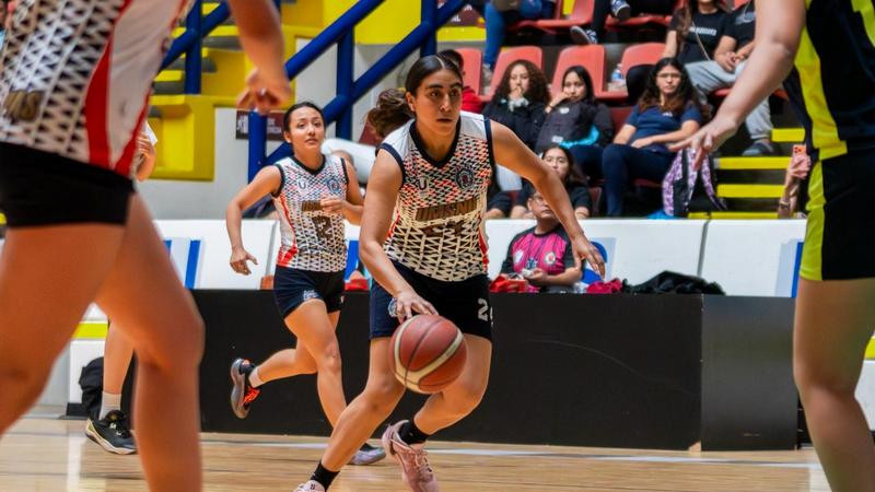 Equipo femenil de básquetbol de la UMSNH cumplió su primer objetivo; pasa a fase regional de Universiada 