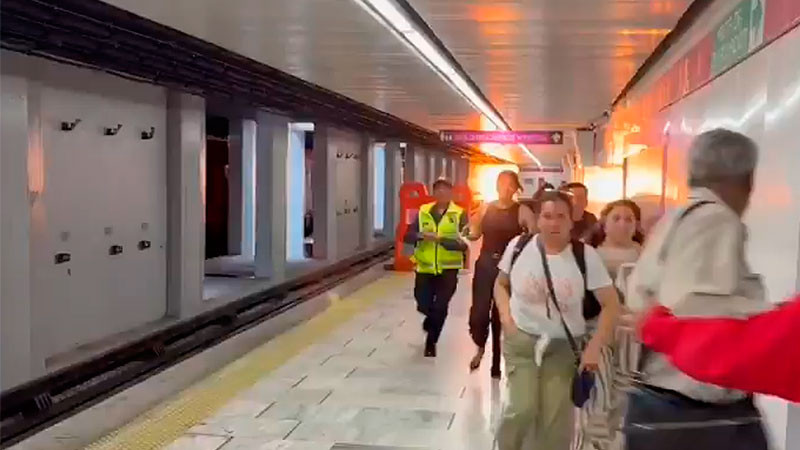 Flamazo en el Metro de la CDMX, obliga a suspender temporalmente el servicio; no se reportan heridos  