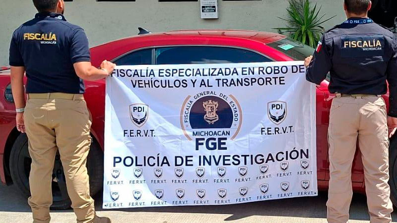 En Tarímbaro, Michoacán aseguran dos unidades con irregularidades 