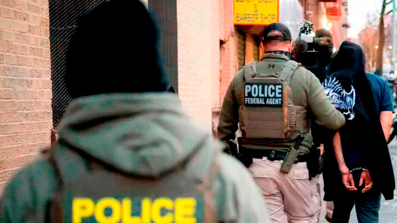 Detenciones de migrantes en vía pública aumentaron 1000% en segundo mandato de Trump 