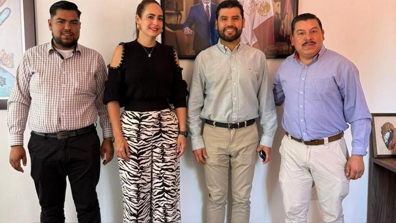 Octavio Ocampo y familia de Homero Gómez gestionan reforestación para la Reserva de la Mariposa Monarca 