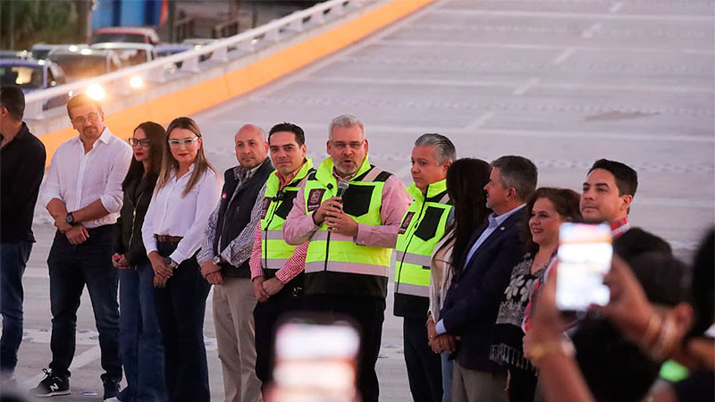 Bedolla y Zarazúa abren primer rama de distribuidor vial La Huerta en Morelia, Michoacán 