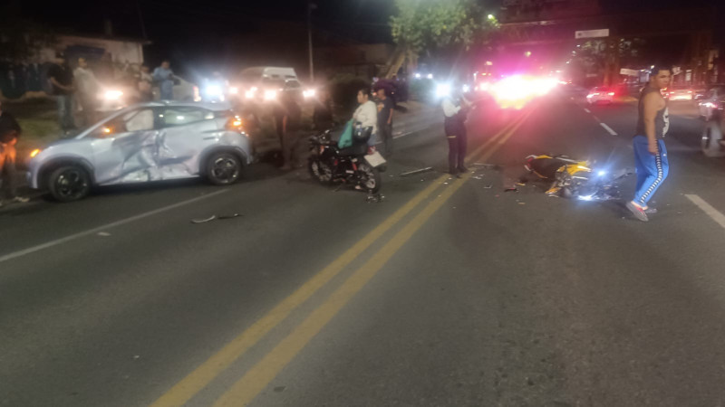 Motociclista muere tras choque contra automóvil en avenida Madero Poniente, en Morelia, Michoacán  