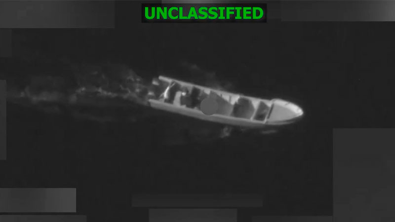 Ataca el Comando Sur de EU dos embarcaciones en aguas del Pacífico oriental; cinco personas perdieron la vida 