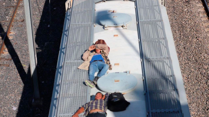 Migrantes centroamericanos, víctimas de extorsión: Martín Lara    