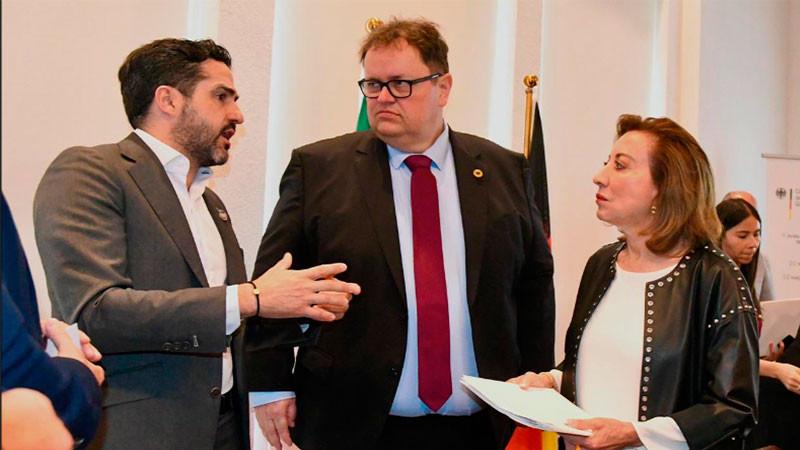 Querétaro busca mejor calidad de vida para todas las familias: Agustín Dorantes 