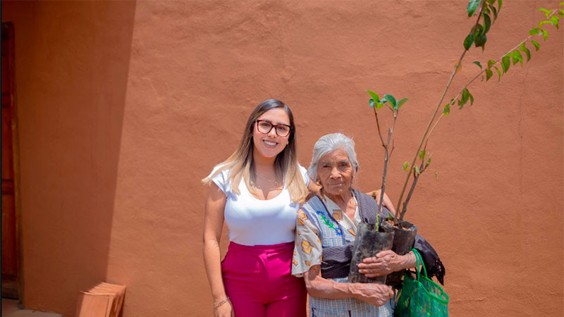 Dayana Pérez impulsa el campo con entrega de árboles frutales 