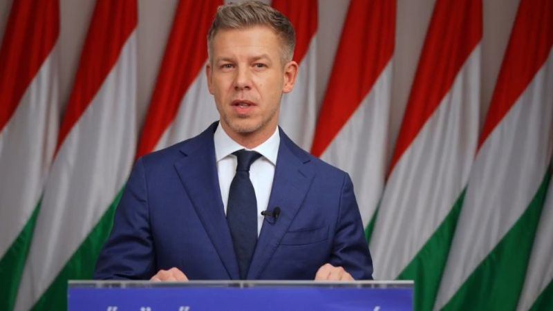 Péter Magyar ve improbable diálogo con Putin y urge frenar la guerra 