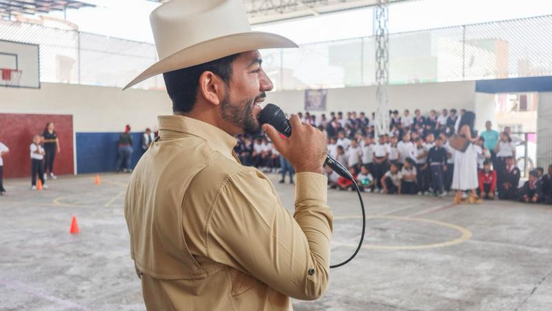 Humberto Jiménez impulsa acciones para fortalecer desarrollo de la niñez en Los Reyes, Michoacán 