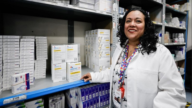 Destaca Martí Batres trabajo institucional para lograr 100% de abasto de medicamentos en farmacias del ISSSTE 