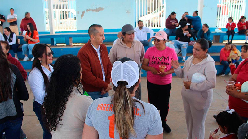Encabeza Julio César Conejo Alejos acto cívico en El Desmonte y refrenda compromiso con la educación 