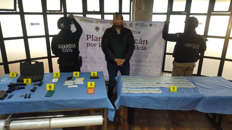 Apoya GC en cateo en Morelia; aseguran estupefacientes, arma de fuego y detienen a un hombre 