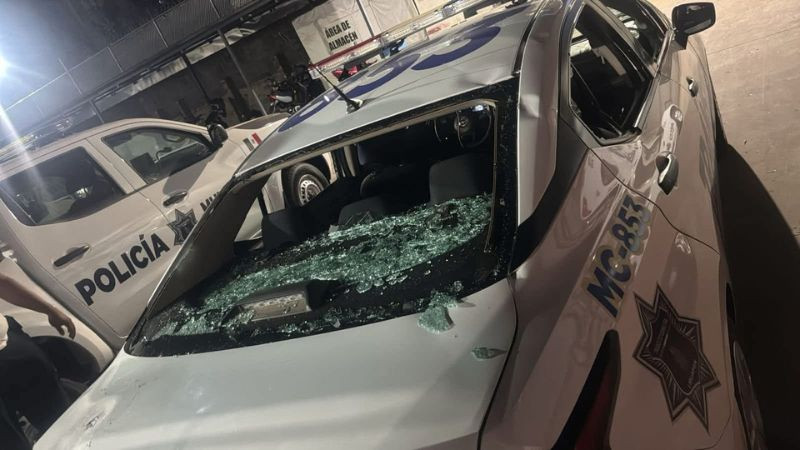 Motociclistas agreden a tránsitos durante operativo en Uruapan; reportan dos lesionados 