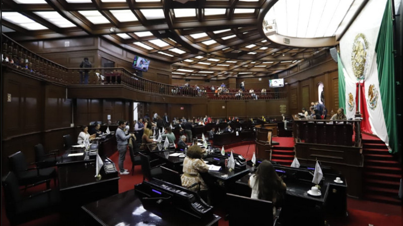 Genera Congreso de Michoacán mejores condiciones para el desarrollo profesional de las y los jóvenes michoacanos 