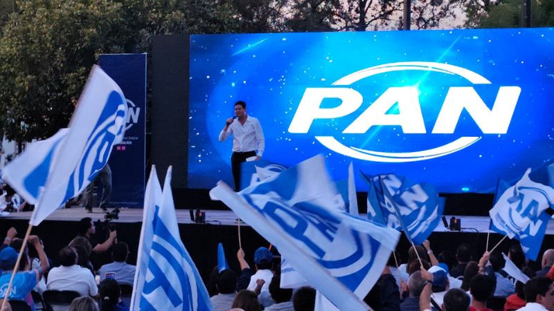 Recibe Alfonso Martínez nombramiento como coordinador del cambio y defensa de la familia en Michoacán 