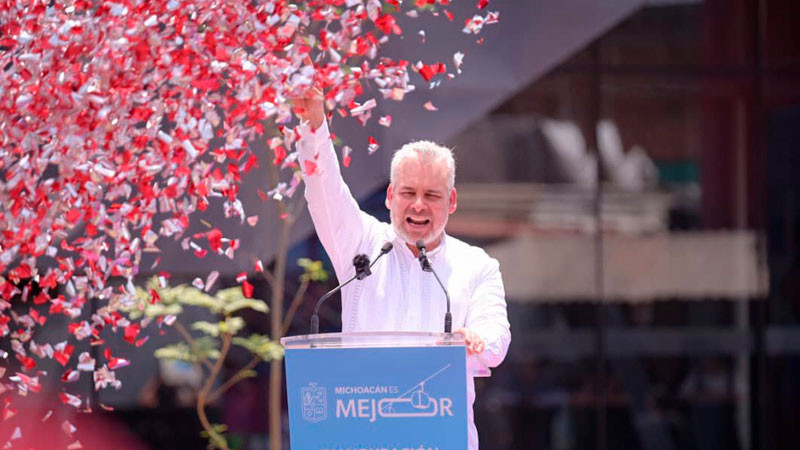 Inaugura Bedolla oficialmente Teleférico de Uruapan 