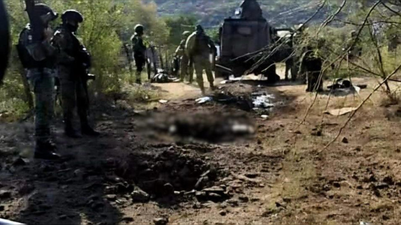 Apatzingán, Michoacán, una bomba de tiempo: Múltiples militares heridos y una desminadora destruida por explosiones, en dos días de operativos 
