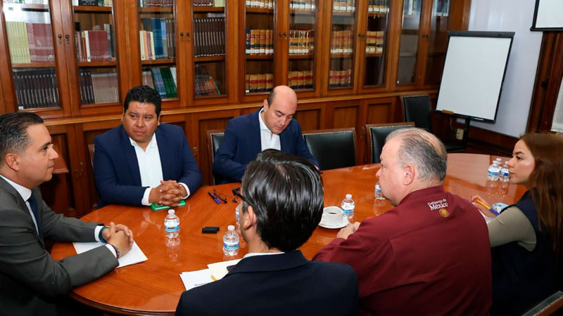 Gobierno acuerda con CFE atención a cortes de luz en colonias de Querétaro 