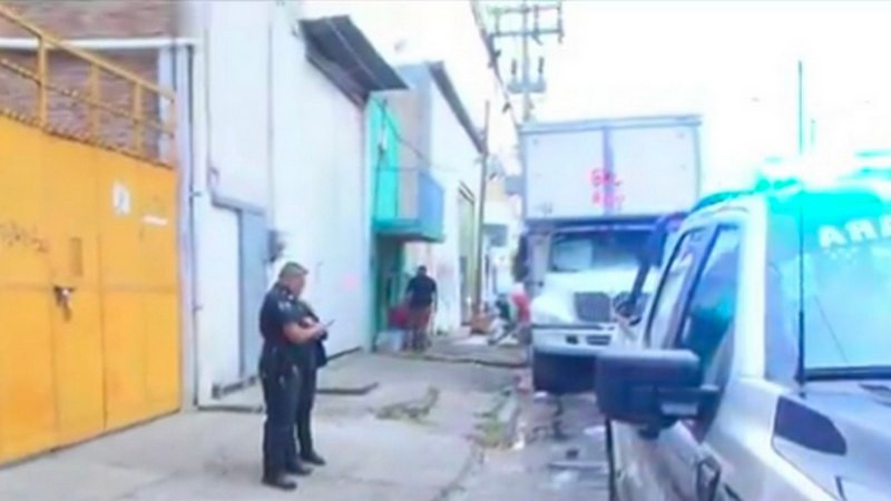 Incendio en vivienda de Guadalajara destapa multihomicidio; hay tres muertos y dos heridos 