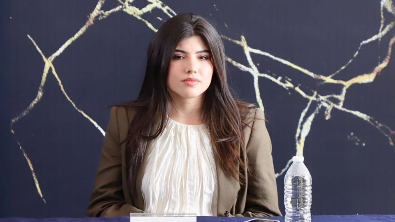 "De la sombra al oro”: diseñadora queretana transforma vivencias en moda y resiliencia 