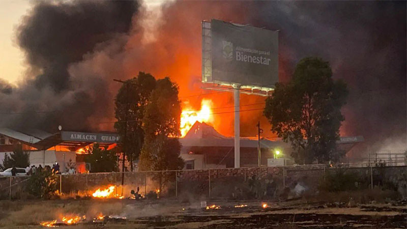 Se reducen a cenizas las bodegas y oficinas de SEGALMEX en Zacatecas; incendio habría sido ocasionado por agricultores 