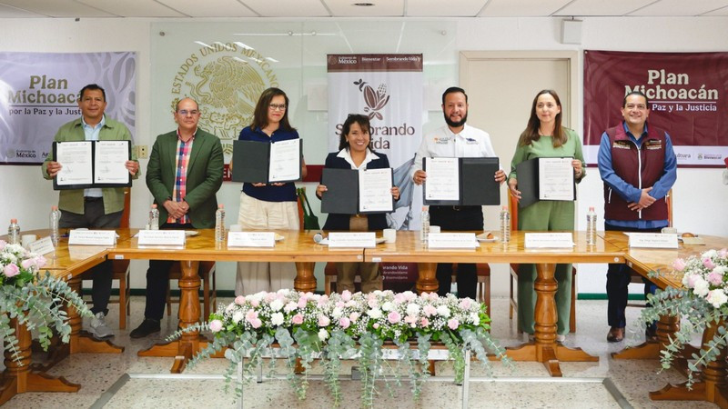 Firma Sembrando Vida convenios de capacitación a campesinos para fortalecer el Plan Michoacán por la Paz y la Justicia 