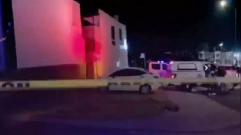 Olores fétidos alertan a vecinos; descubren cadáver en cajuela de automóvil en El Salto, Jalisco 