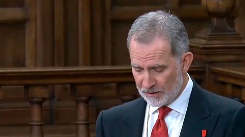 México y España "son más que países hermanos", afirma el rey Felipe XI 
