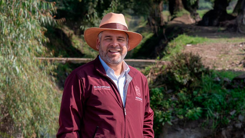 Hallazgo de tres nuevos manantiales consolidan rescate del lago de Pátzcuaro: Bedolla  