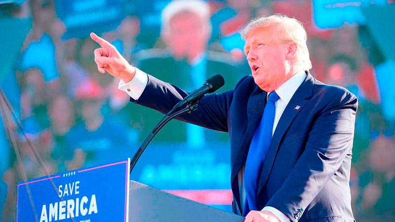 Ordena Trump destruir embarcaciones iraníes en el Estrecho de Ormuz; sospecha que colocan minas 