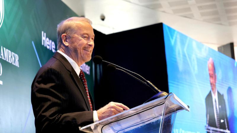 Embajador de EU destaca necesidad de certeza y combate a la corrupción para atraer inversiones 