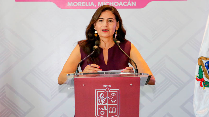 Hacemos un llamado a cuidar el consumo digital de las y los alumnos: Gabriela Molina 