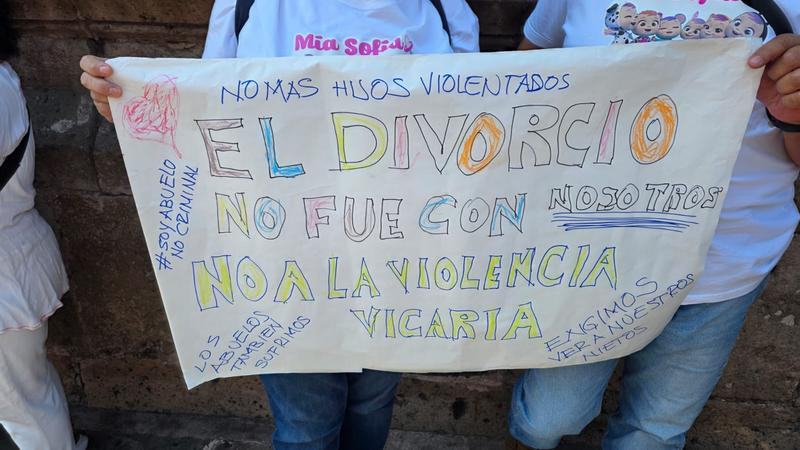 "Soy papá, no criminal": se manifiestan en Morelia contra la violencia vicaria 