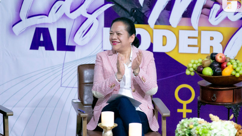 Participa Jeovana Alcántar en Foro regional "Mujeres al Poder" 