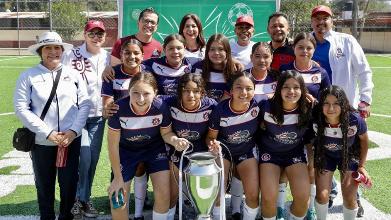 Gabriela Molina reconoce a campeones estatales del Mundialito Escolar en Michoacán 
