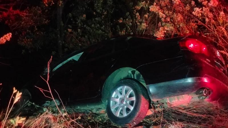 Hombre pierde la vida al volcar con su vehículo en Chilchota, Michoacán 