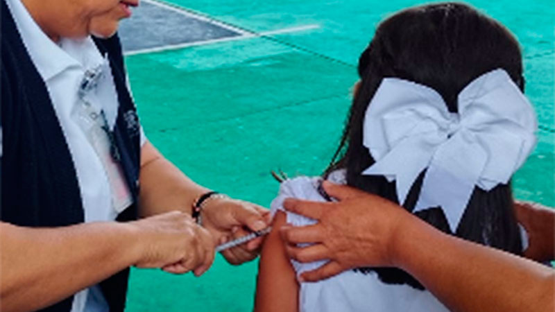 Fortalecen esquemas de salud infantil con el arranque de la Semana Nacional de Vacunación en Uruapan 