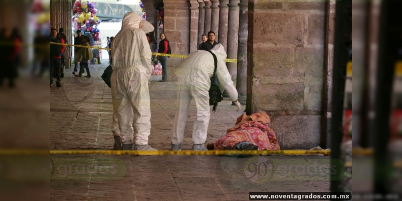 Localizan cadáver apuñalado en pleno centro de Morelia - Foto 0 