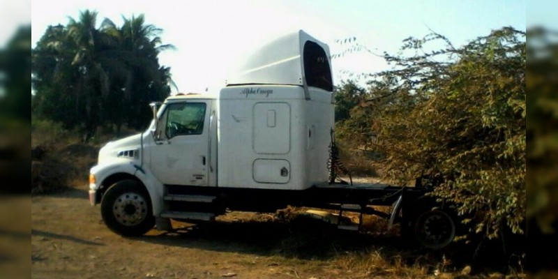 Michoacán: Aseguran 38 vehículos, armas, munición, droga y detienen a 29 personas - Foto 3 