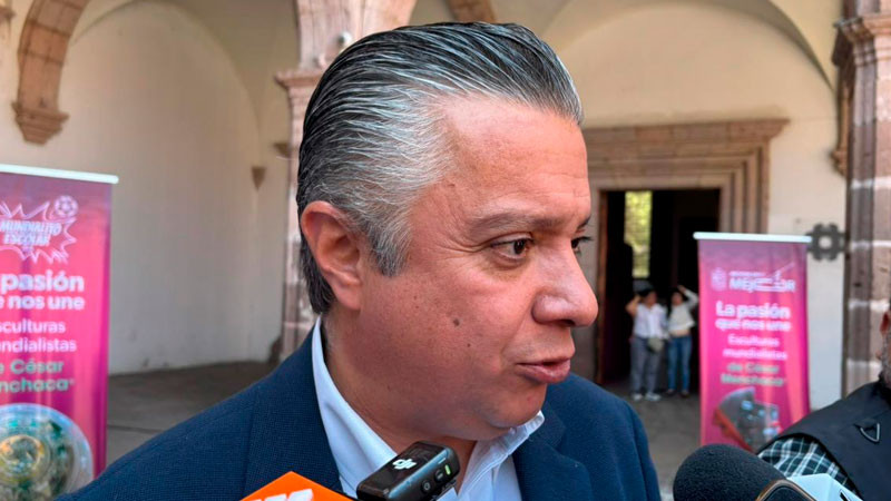 PAN ve de dientes para afuera, Alfonso lleva 20 años en campaña, acusa Luis Navarro 