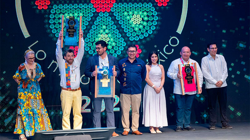 Premian a Michoacán por la Monarca como la mejor experiencia natural de México 