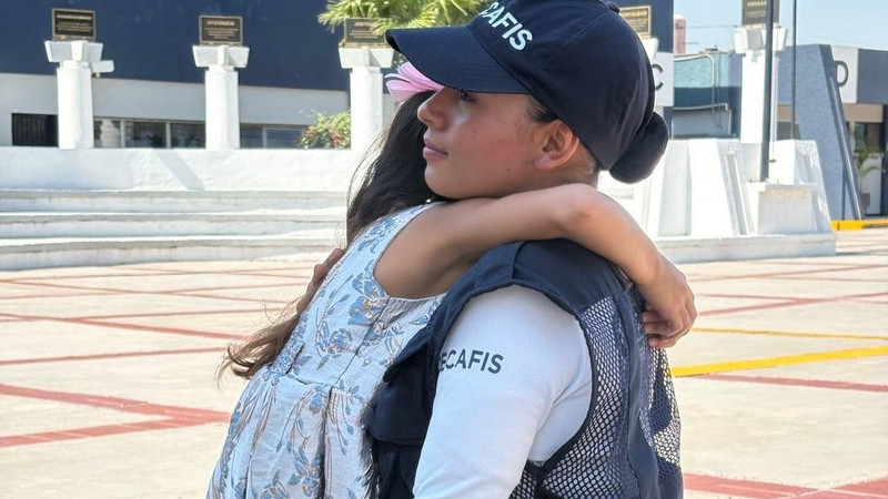 Festejan cadetes con sus familias el Día de la Niñez en el CECAFIS 