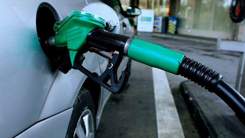 SHCP eleva apoyos a gasolinas para frenar aumentos en los precios 