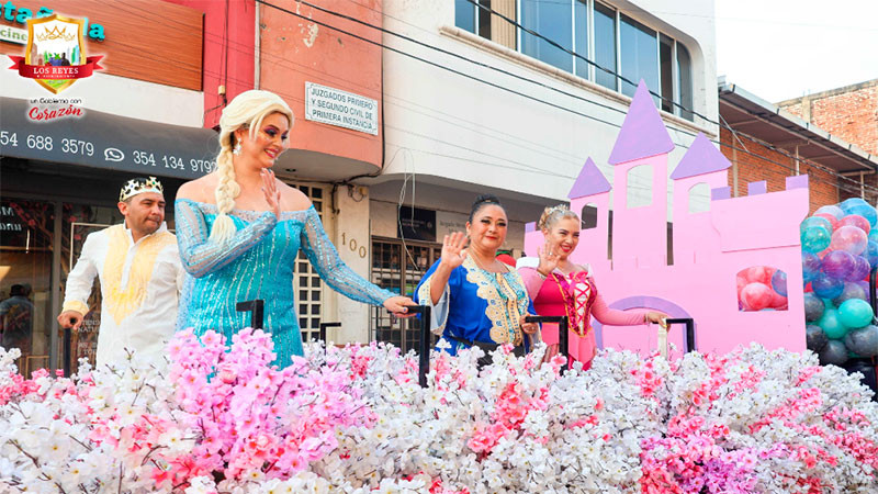 Los Reyes vive multitudinaria Caravana de la Fantasía por el Día del Niño y la Niña encabezada por Humberto Jiménez Solís 